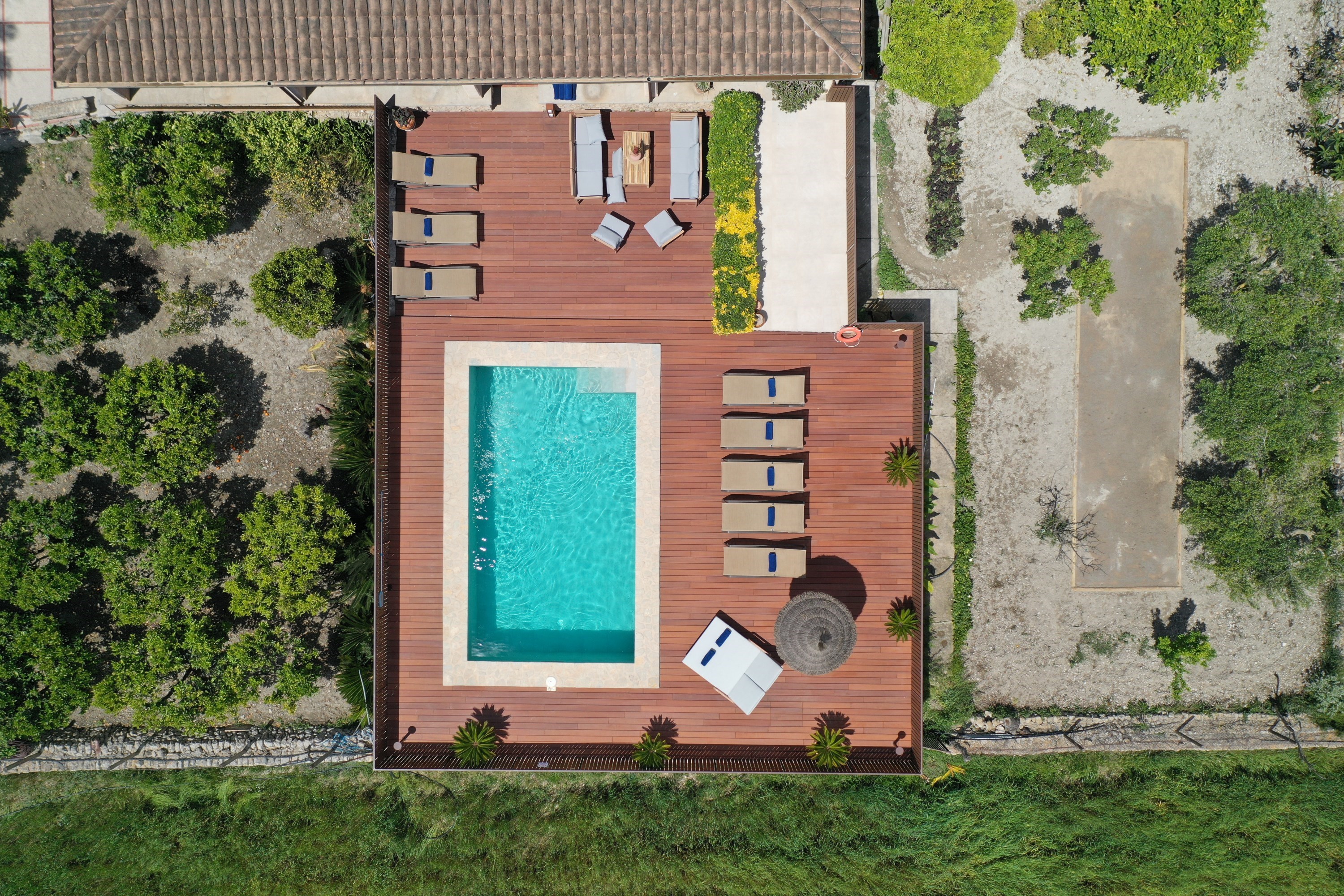 Villa SOU location aerial